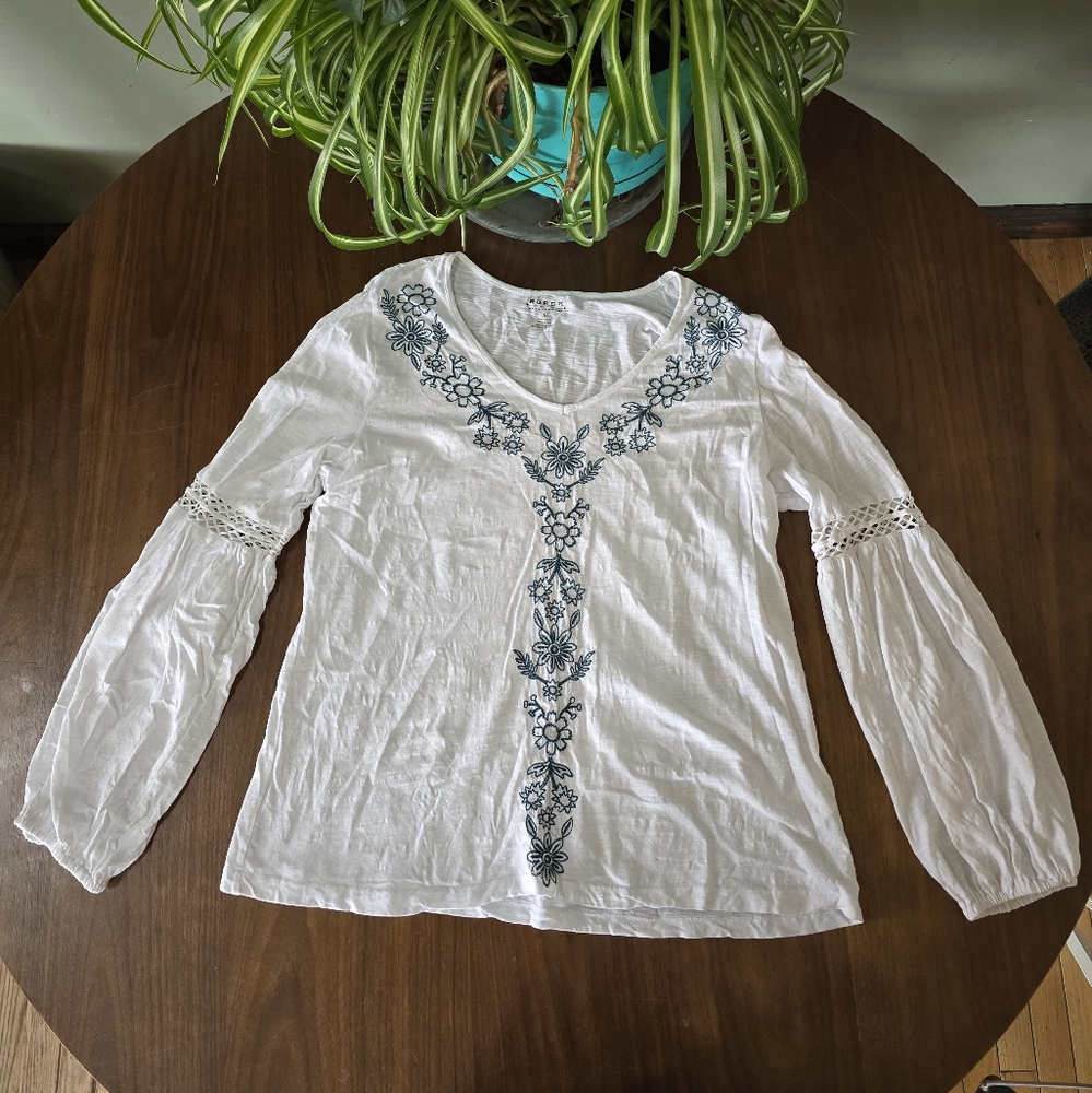 Roper White Blouse with Blue Embroidery